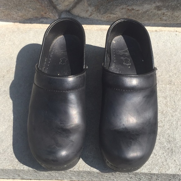 Dansko Shoes - Dansko Black Leather Clogs Euro 37, USA Size 7